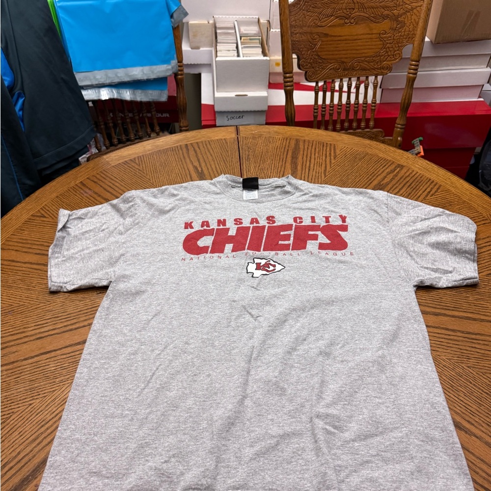 NFL Team Apparel Kansas City Chiefs Gray T-Shirt